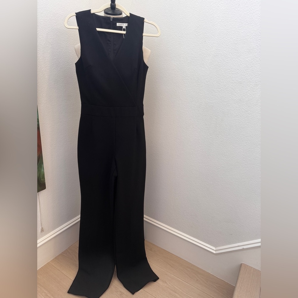 Trina Turk Black Sleeveless Wrap-Style Midi Dress
